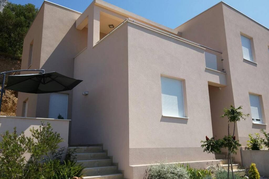 Apartment Dandelion Brela Exterior photo